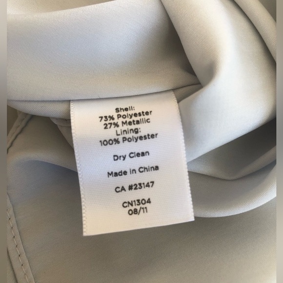 Talbots silver pleated 4P skirt and metallic gold wristlet - Picture 5 of 12